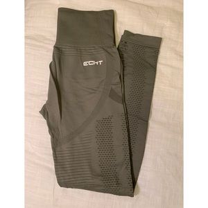 ECHT High Waisted Legging in Army Green